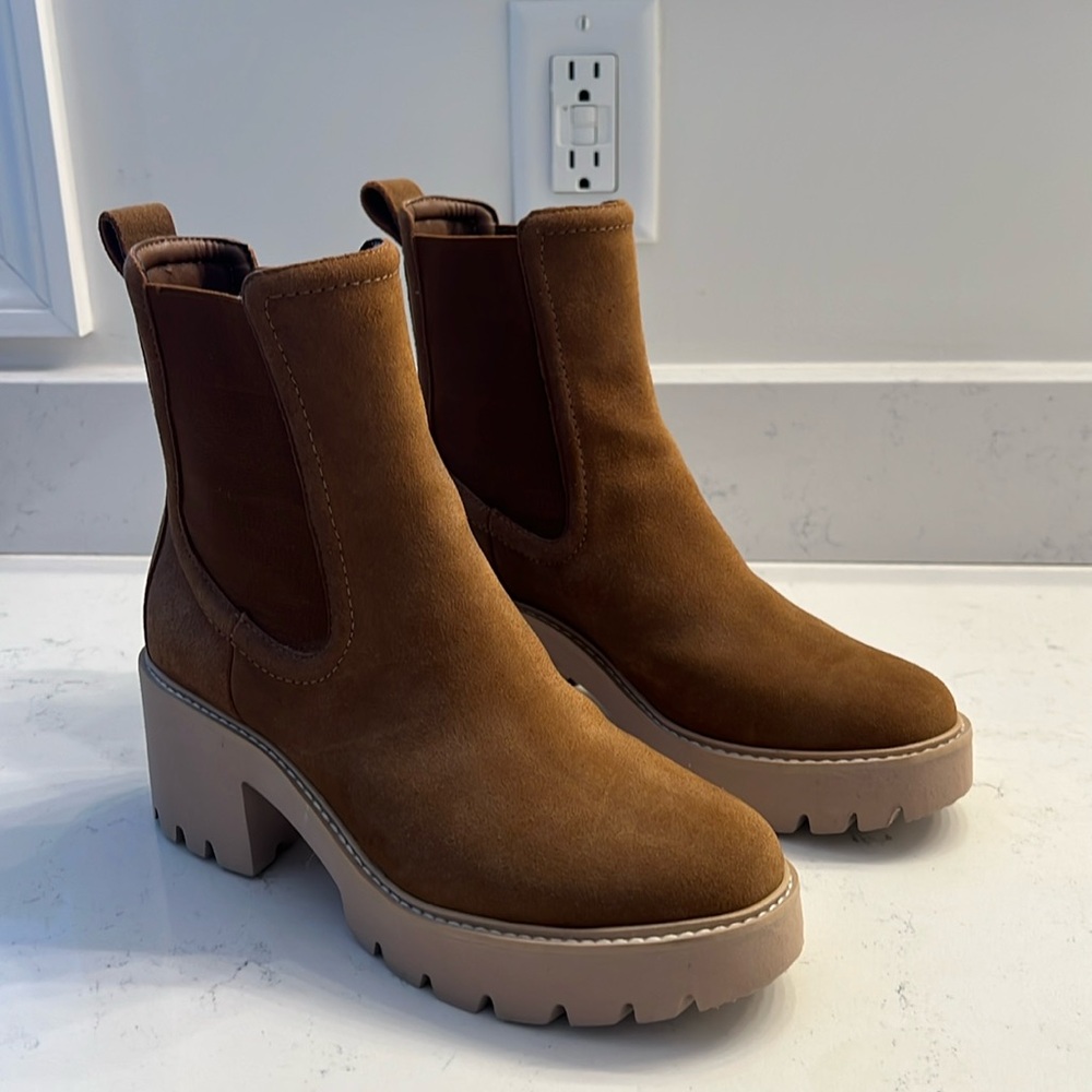 Dolce Vita suede boots